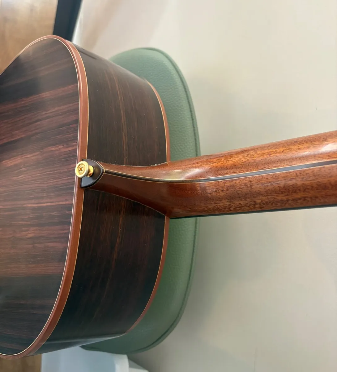 Mcilroy Left Handed Guitar - Image 3
