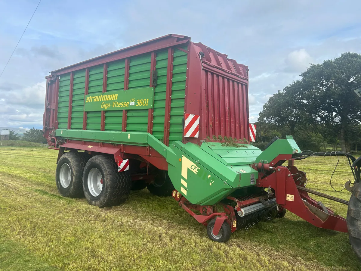 Strautmann Giga Vitesse 3601 Silage Wagon - Image 1