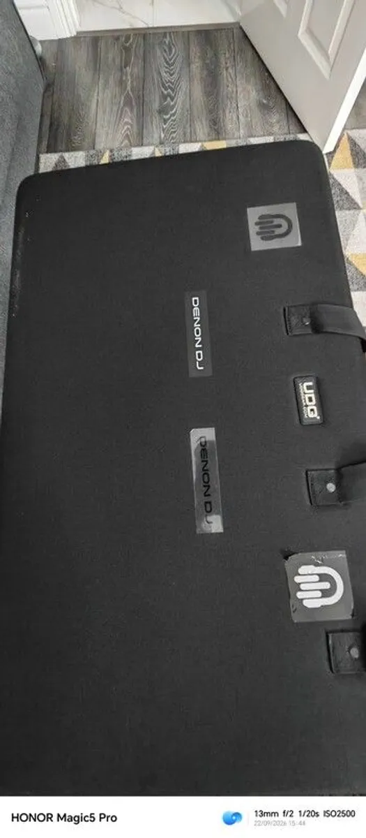 dj - Image 2