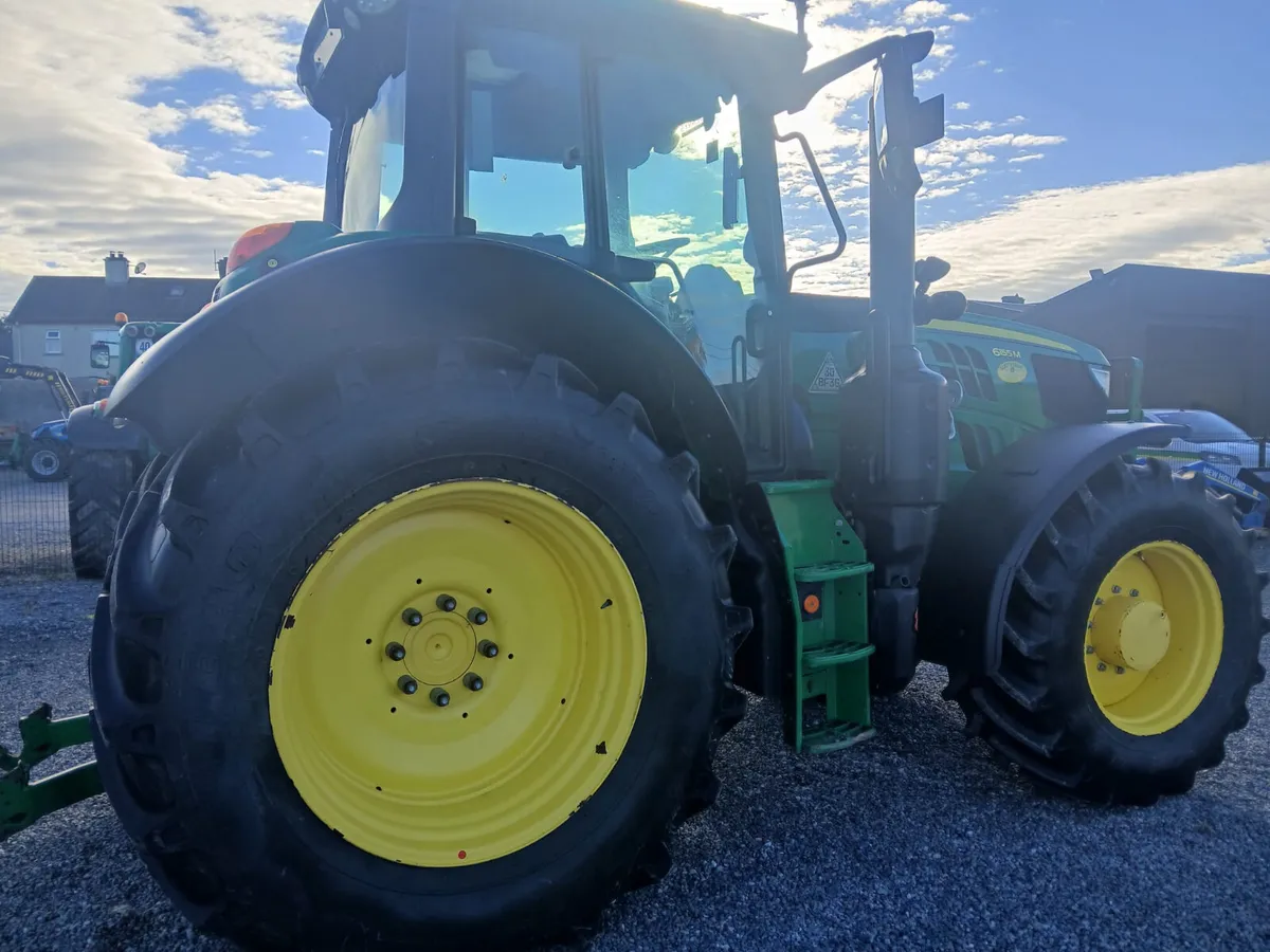2023 John Deere 6155M - Image 4