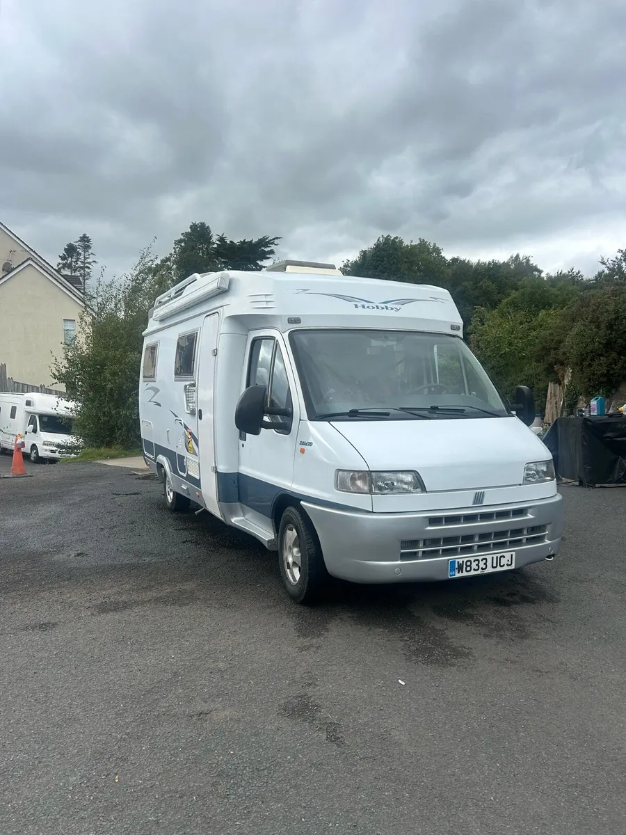 NI 2003 Hobby 600 2.8 TD 4 Berth Rear-Fixed-Bed - Image 2