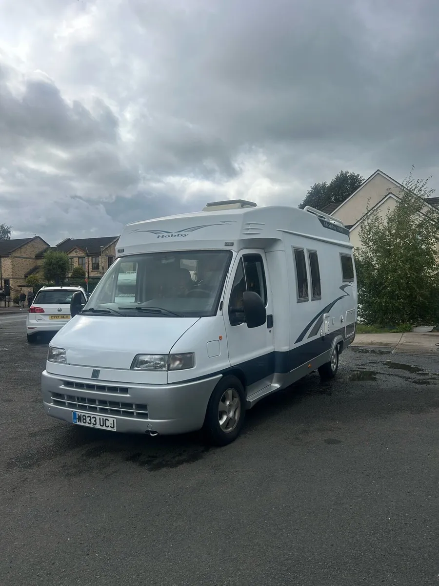 NI 2003 Hobby 600 2.8 TD 4 Berth Rear-Fixed-Bed - Image 3