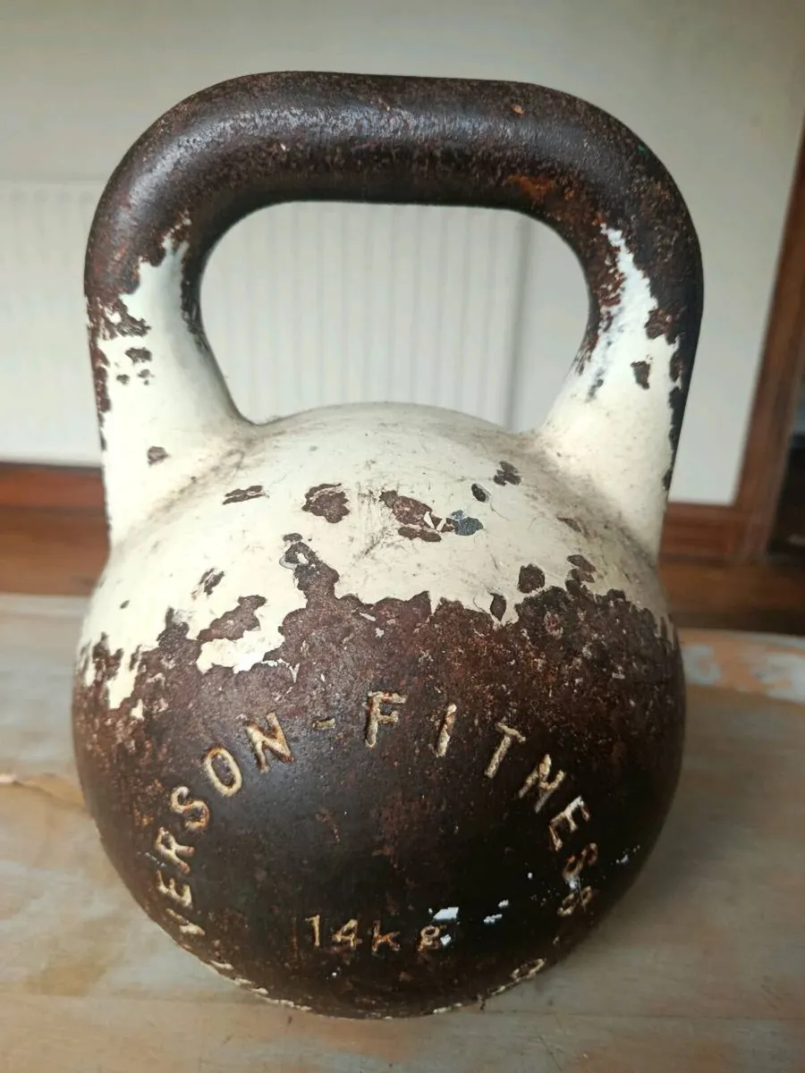 Antique kettlebell 14kg - Image 1