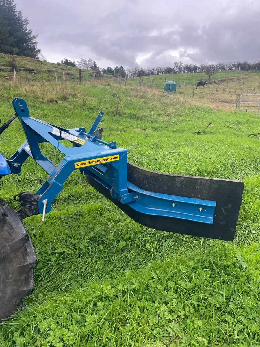 2-way yard scraper - Image 1
