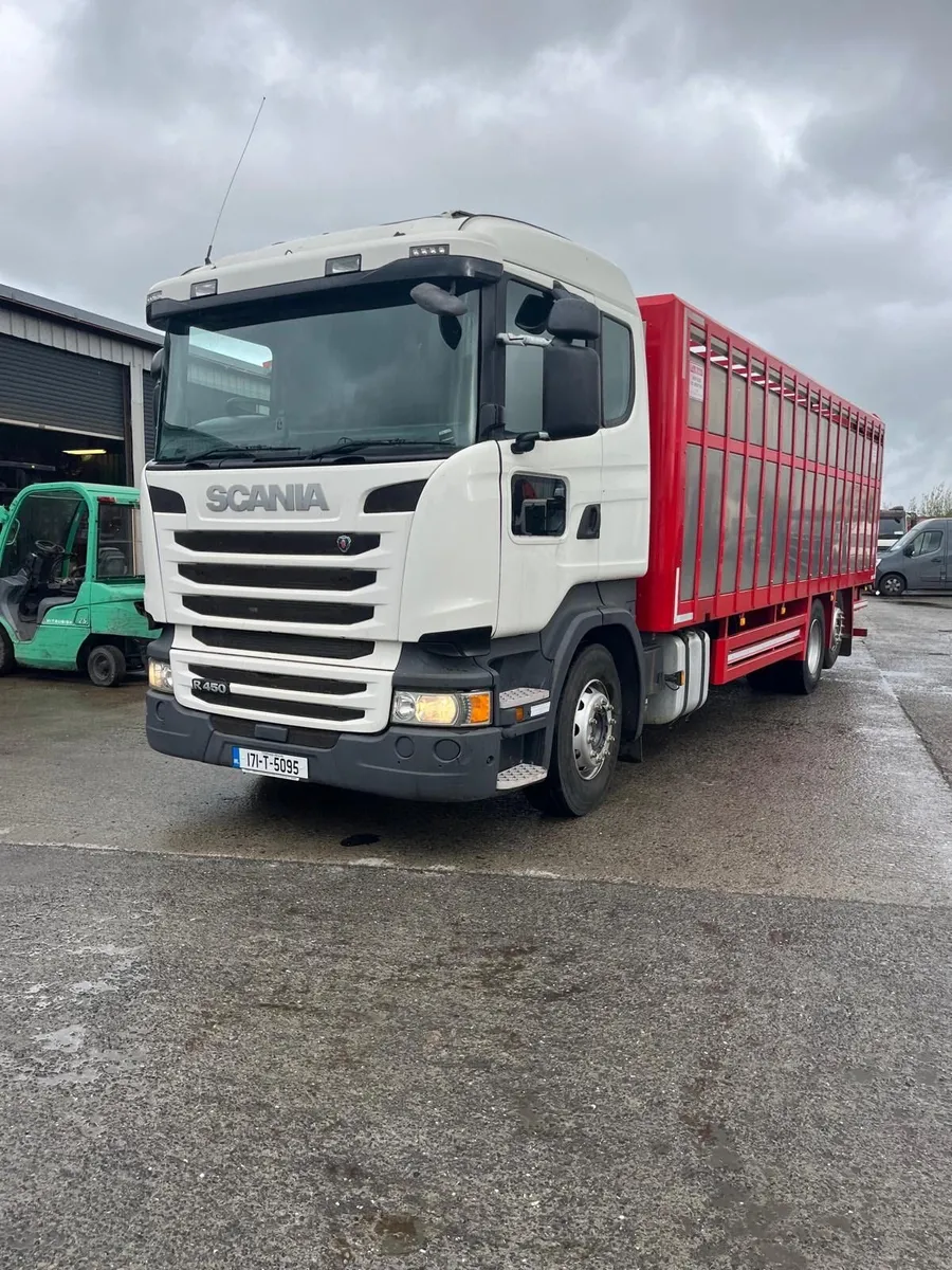 Cattle body repairs and repainting - Image 1