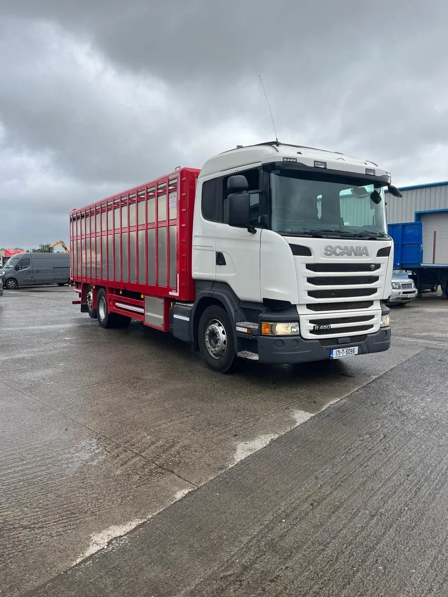 Cattle body repairs and repainting - Image 2