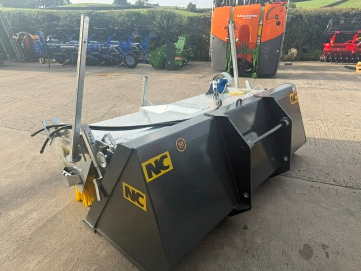New NC Bucket c/w Brush In Stock  Manitou & Matbro - Image 4