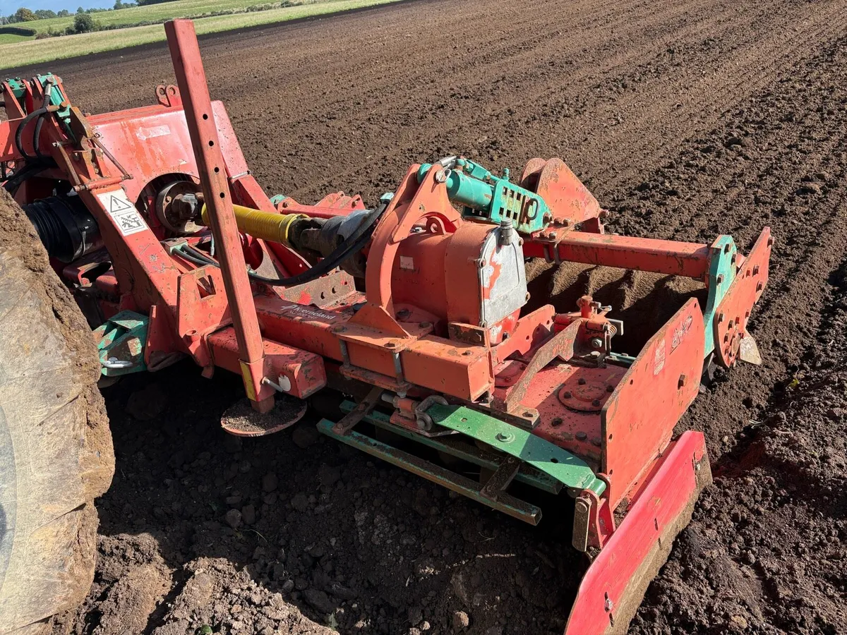 Kverneland 4m hyd fold power harrow - Image 3