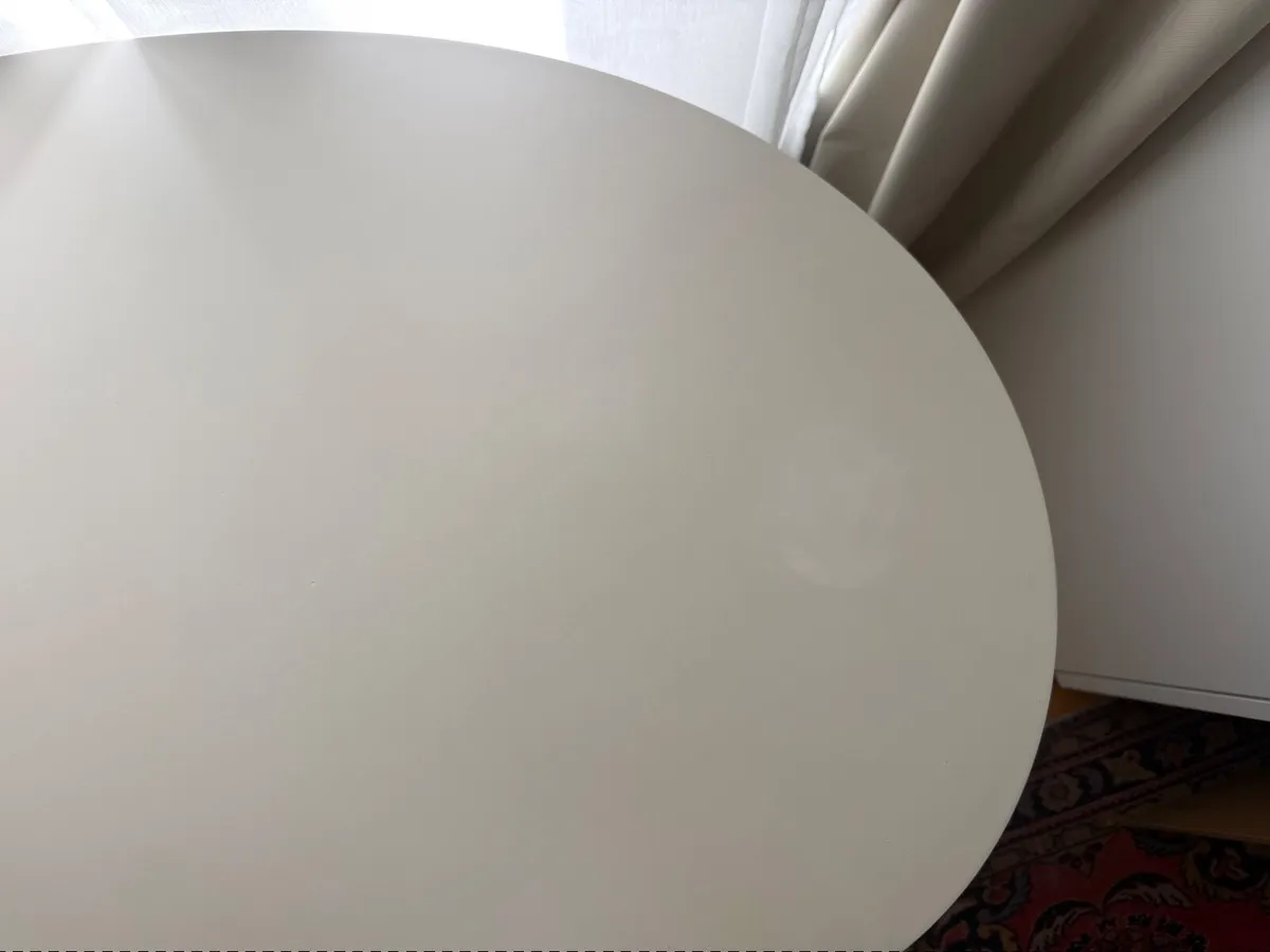 Desk - Curved shape - Image 2