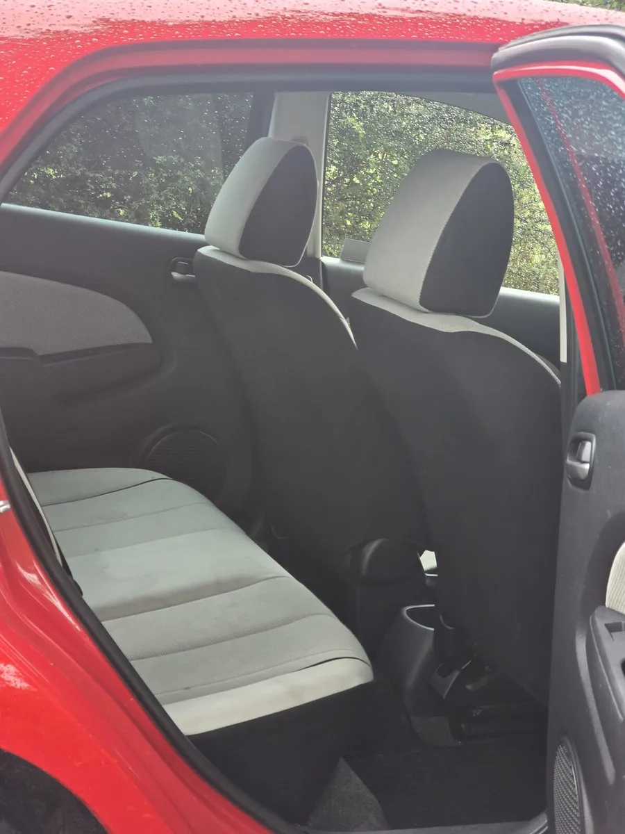 Automatic Mazda 1.3 petrol - Image 3