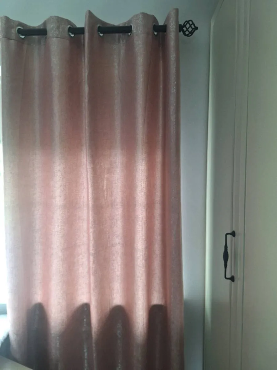 Curtains - Image 1