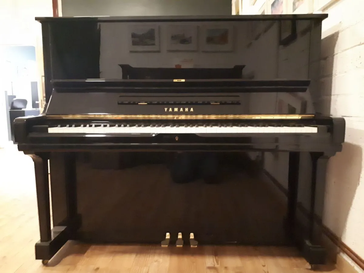 Yamaha U3 (1966) Restored - Image 1