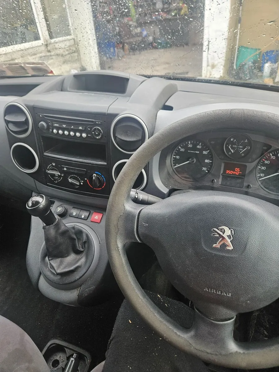 142 Peugeot Partner 2014 test 23/11/26 tax9/26 1.6 - Image 3