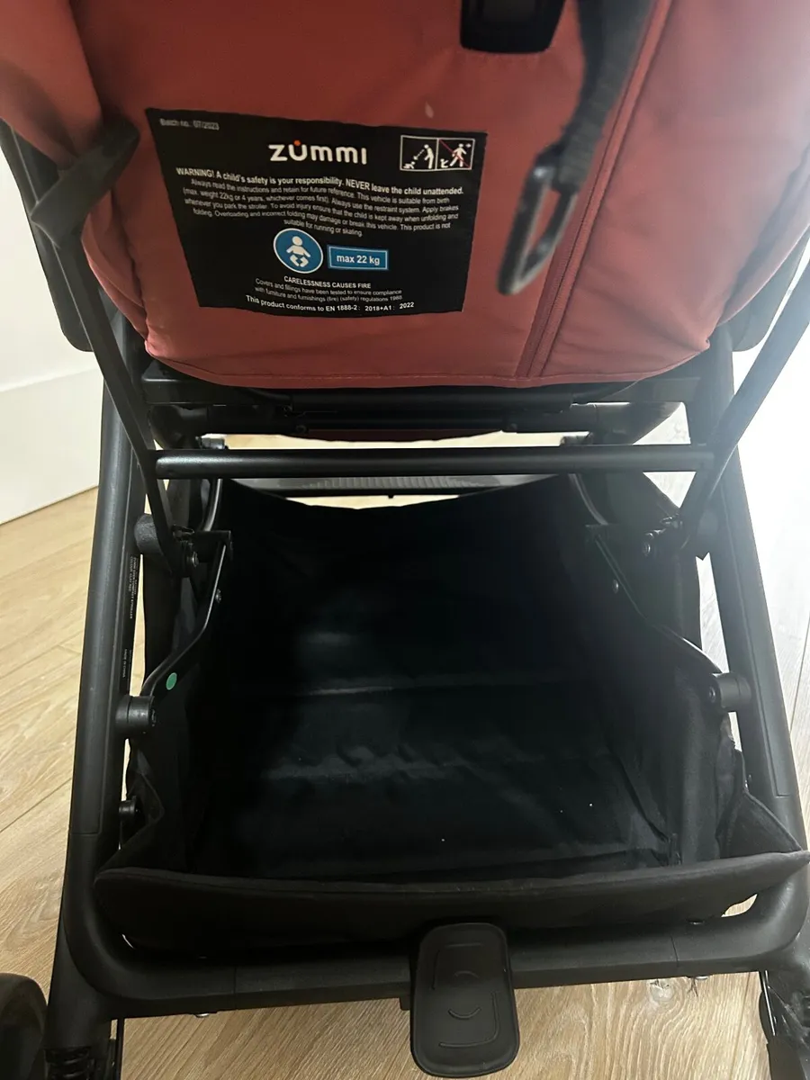 Zummi Eden Travel Buggy - Image 3
