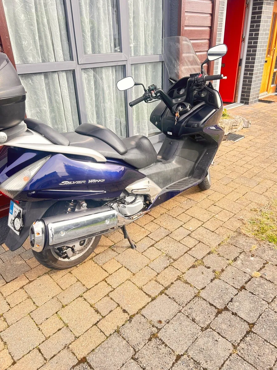 Honda silver wing 600 cc - Image 2