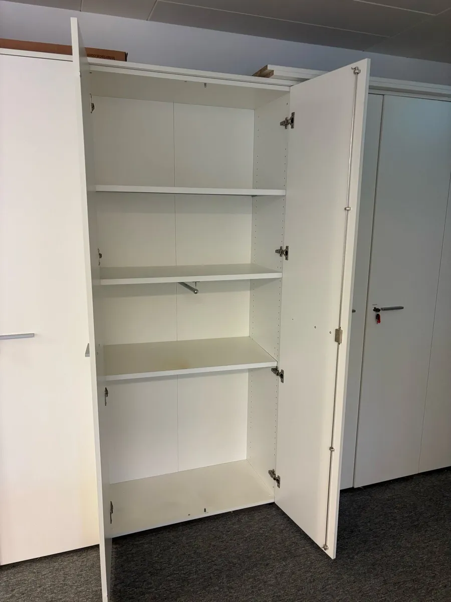 Storage cabinets - Image 2