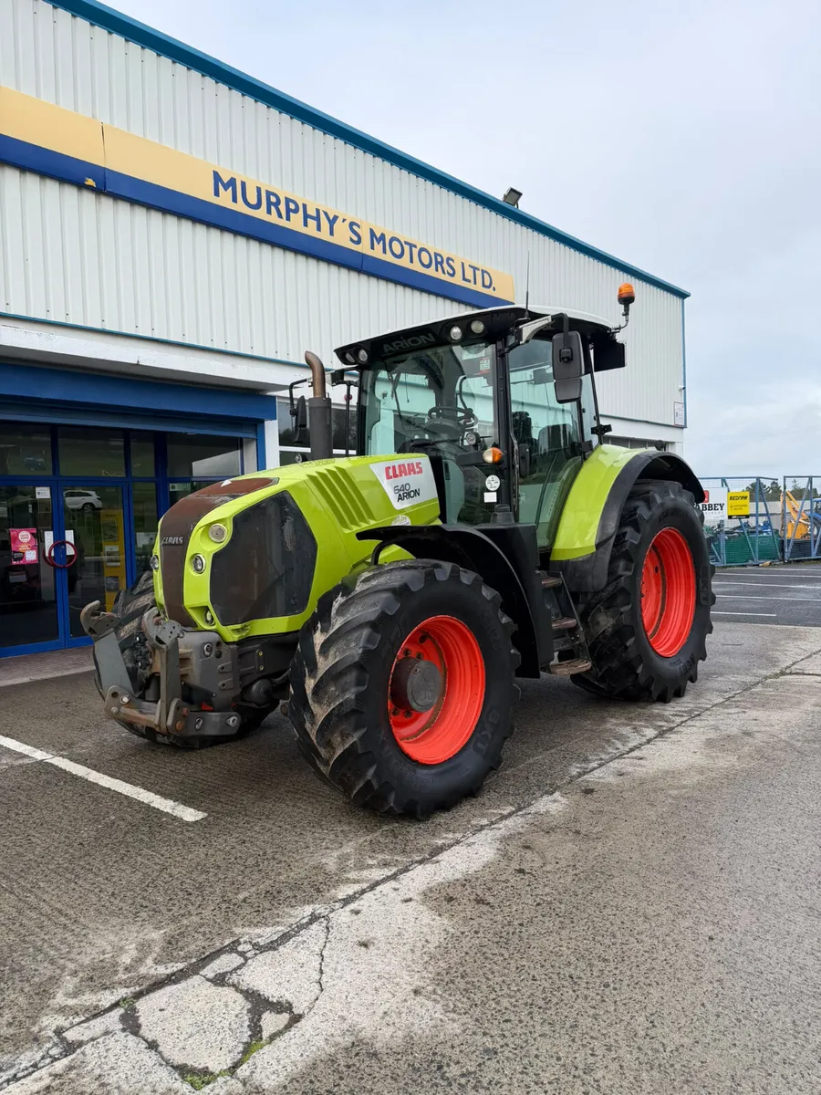 CLAAS 640 Arion - Image 1