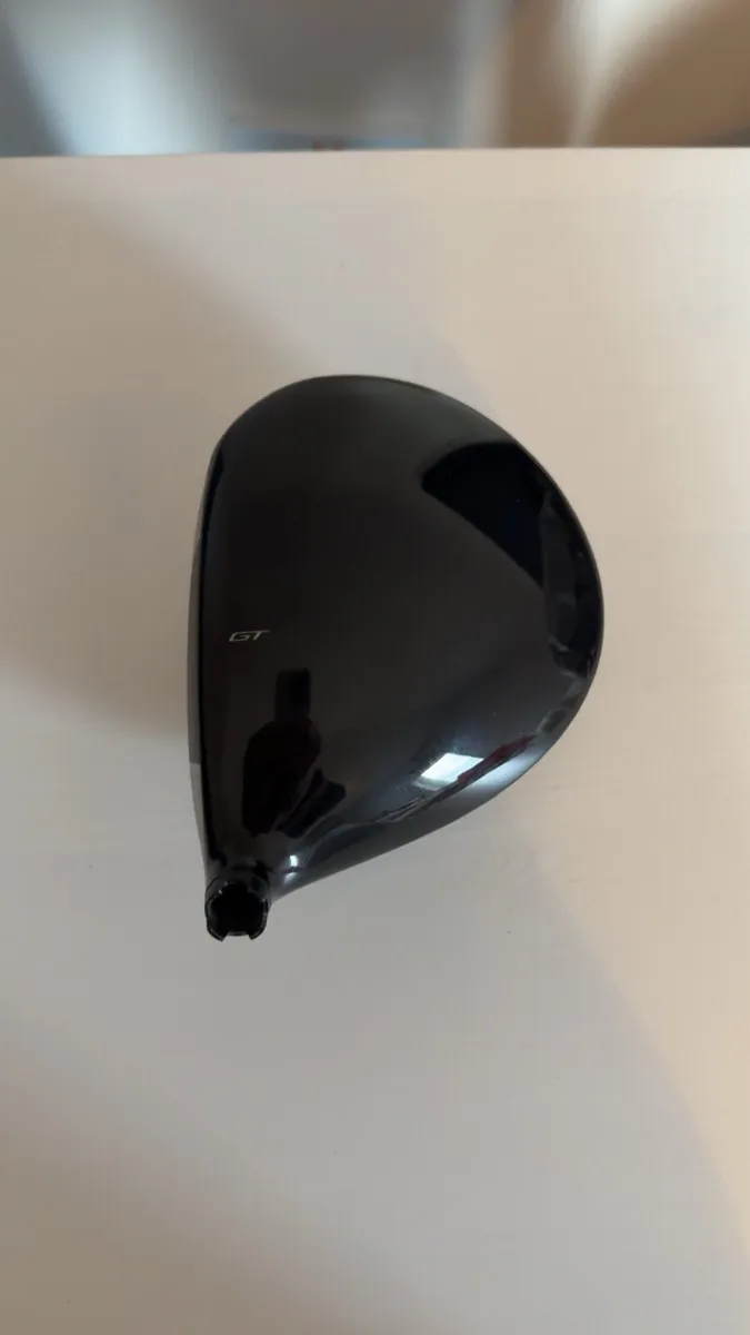 Titleist gt3 driver head 10* - Image 1