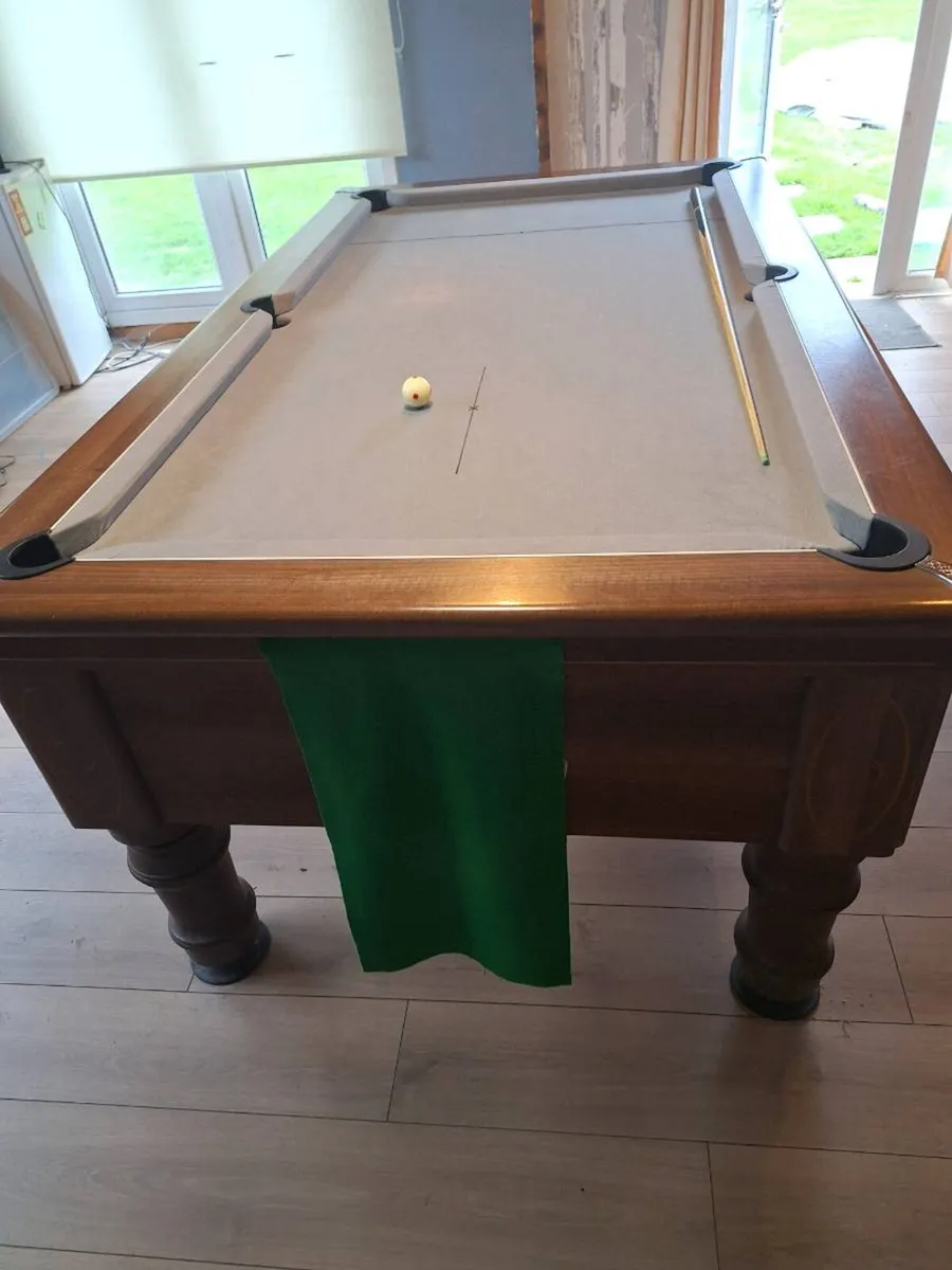 Pool table for sale - Image 1