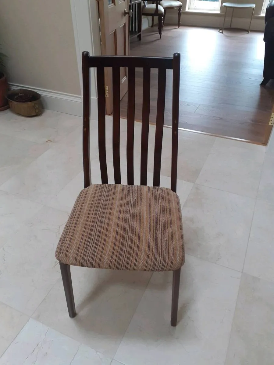 Table  &  Six Chairs - Image 2