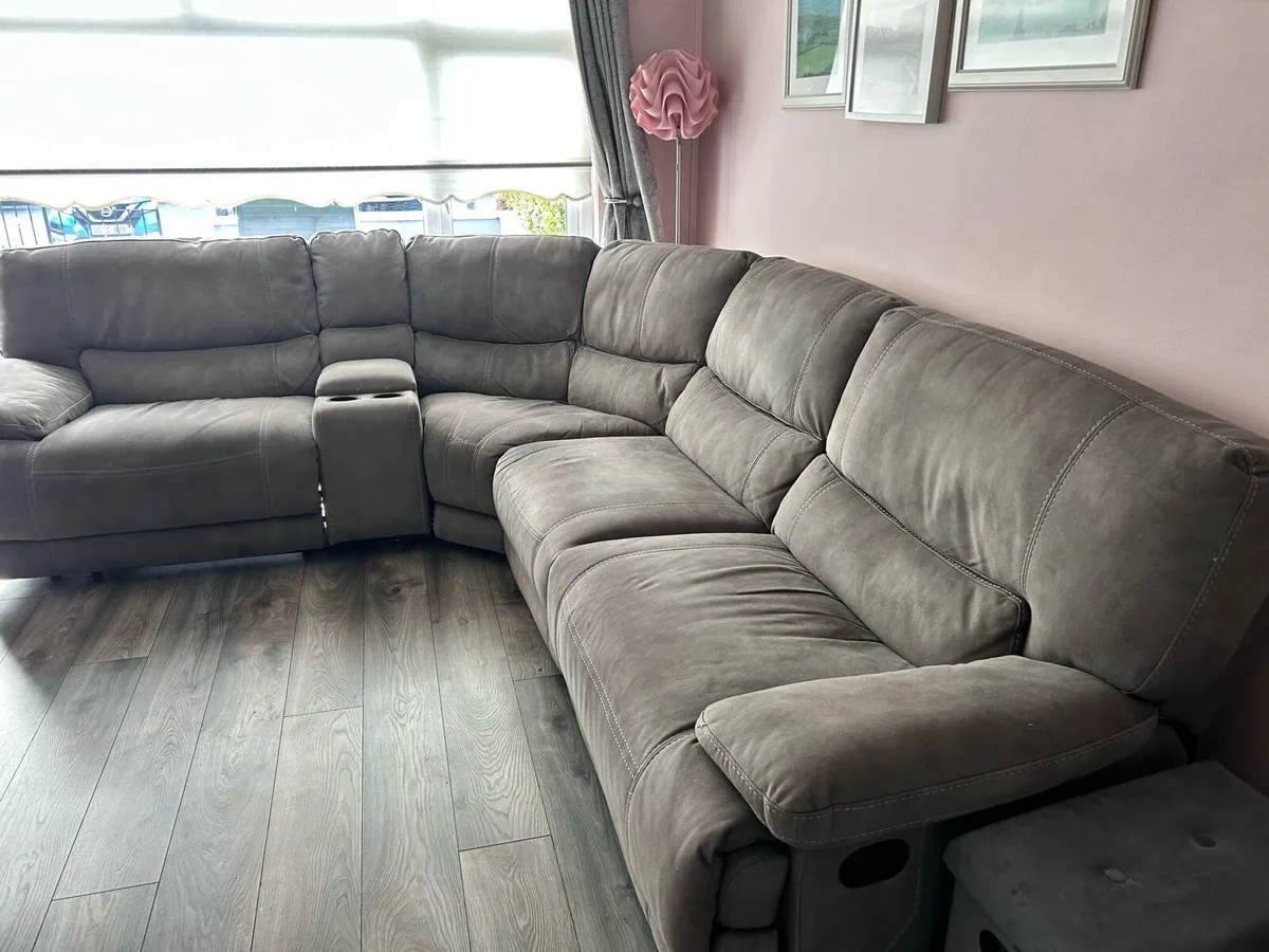Corner Sofa - Image 1