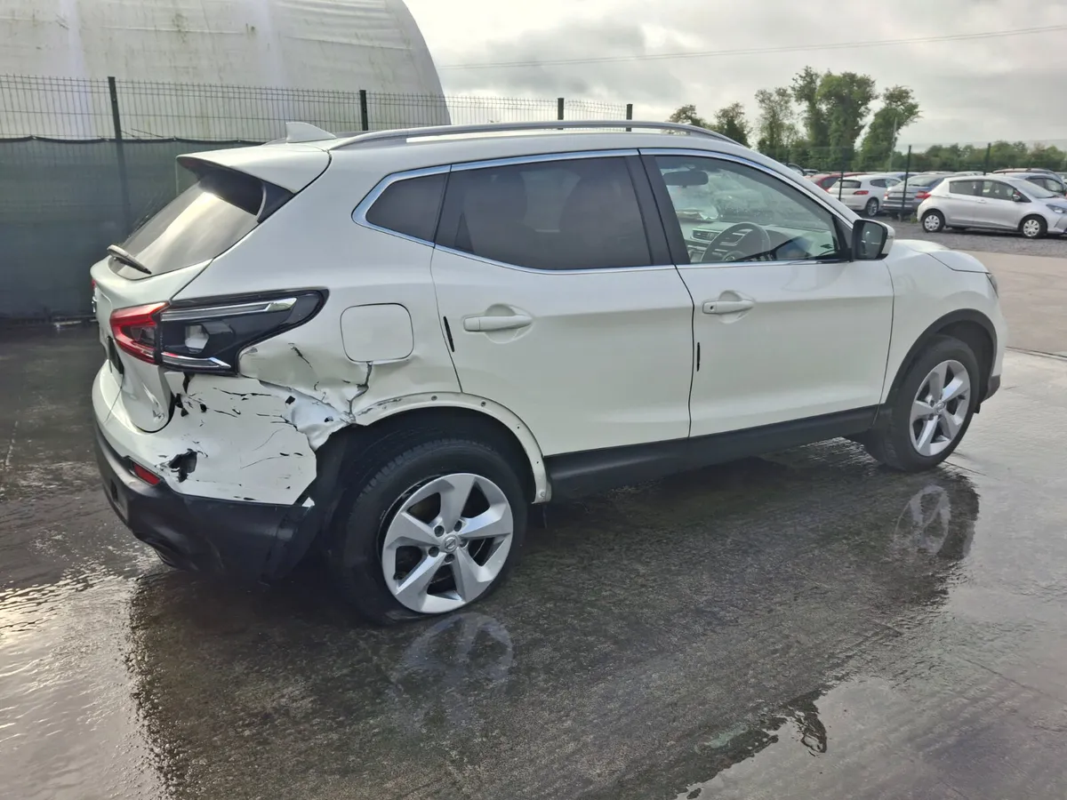 2019 Nissan Qashqai - Image 3