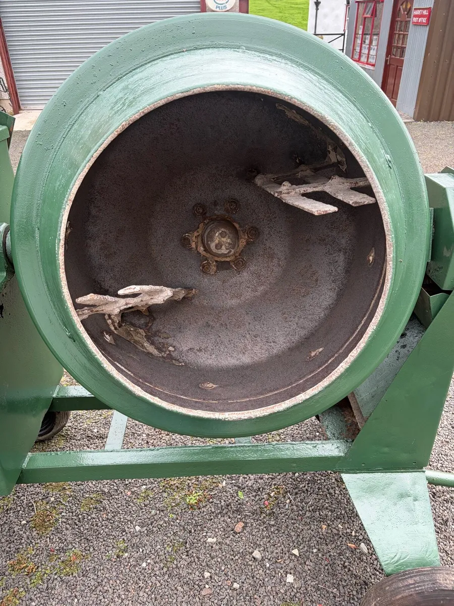 Diesel cement mixer - Image 4