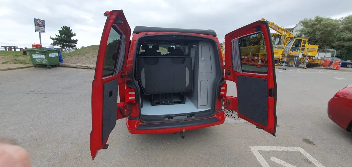 VW Transporter Campervan - Image 2