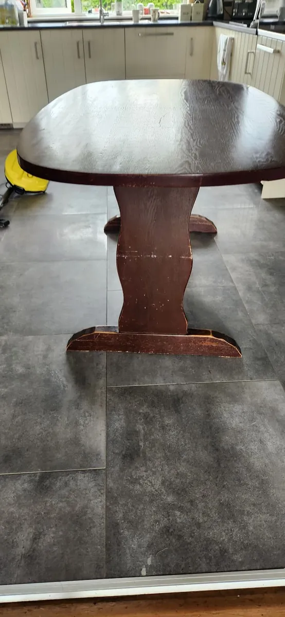 Dining table - Image 2
