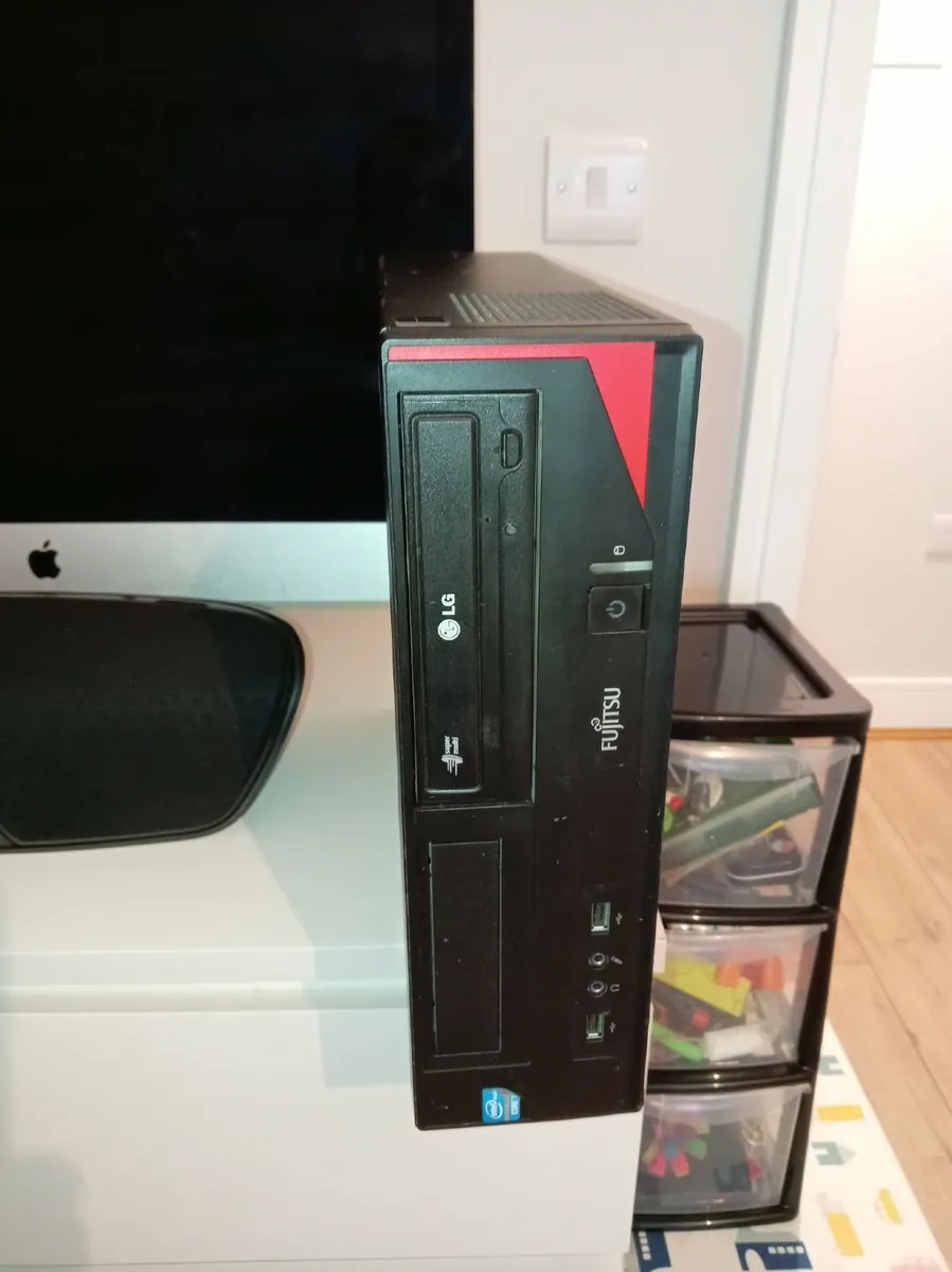fujitsu esprimo e410 e85+ core i3 8gb ram 250gb hd - Image 1