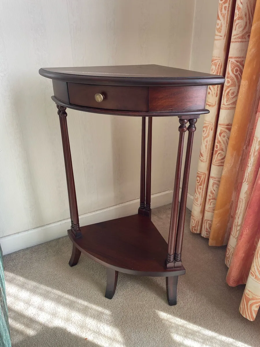 Mahogany Corner Table w/ Drawer & Shelf