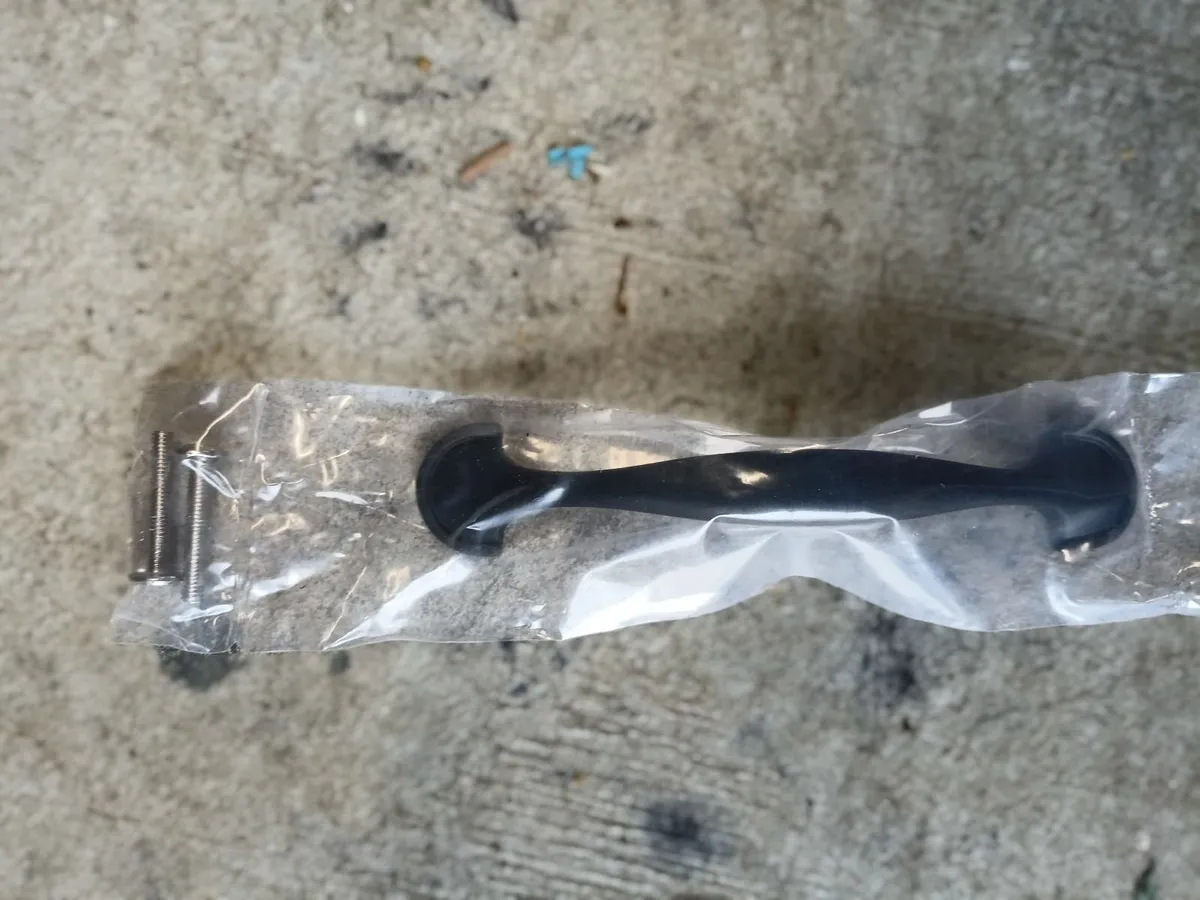 Cabinet handles - Image 3