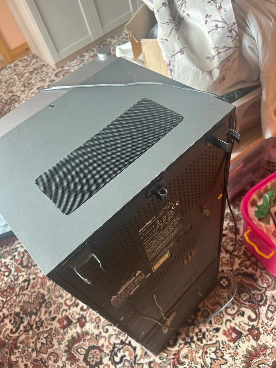 Karaoke machine, built in tv/cd player - Image 3