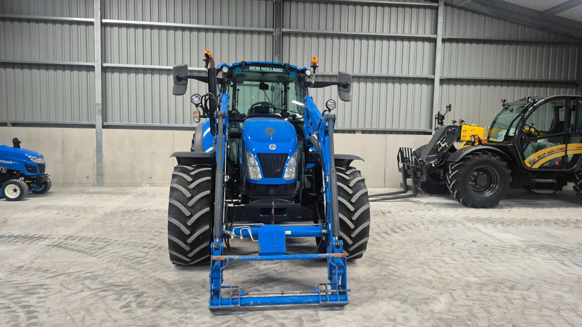 New Holland T5.105 - Image 2