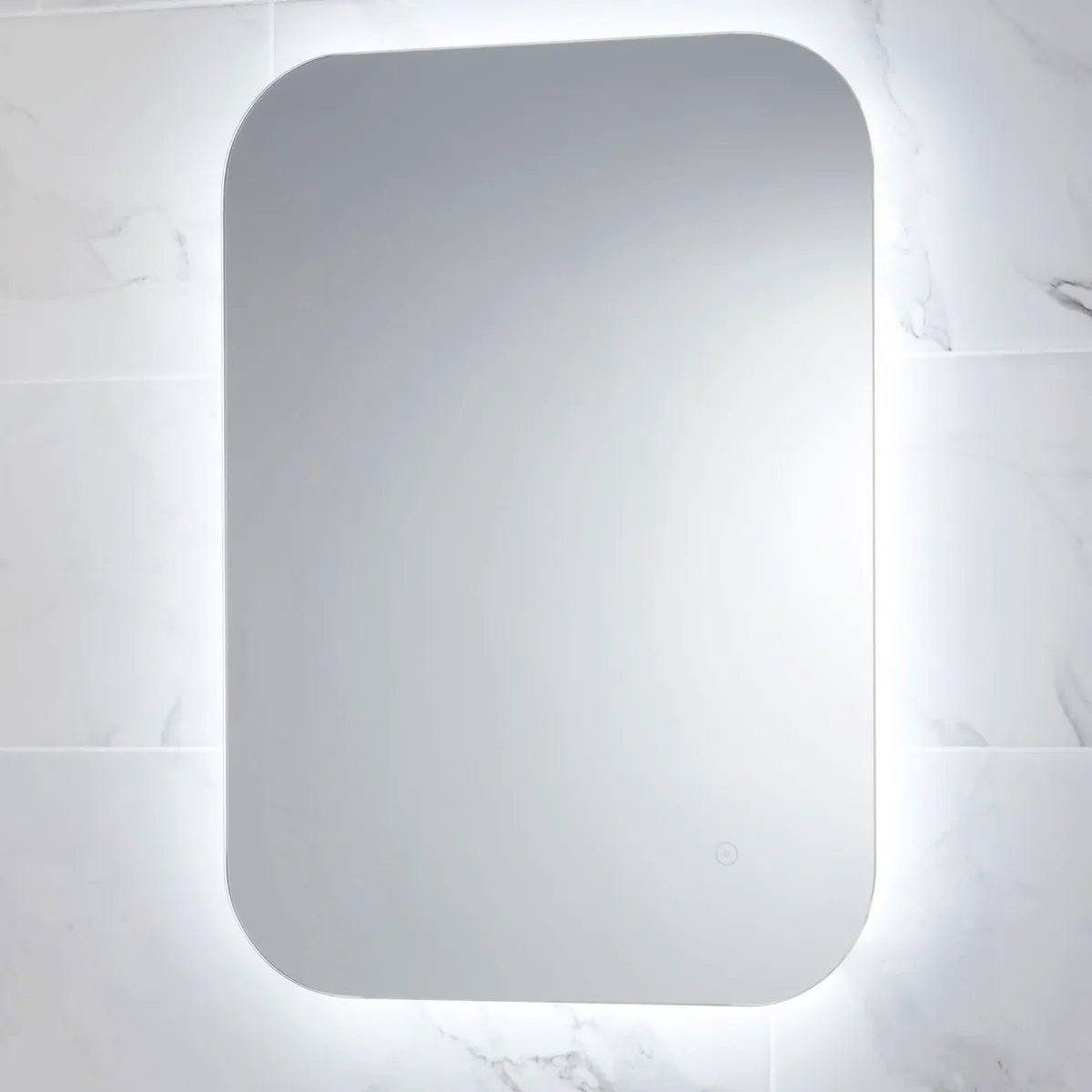Aura Led Mirror 800 X 600 Brand New - Image 1