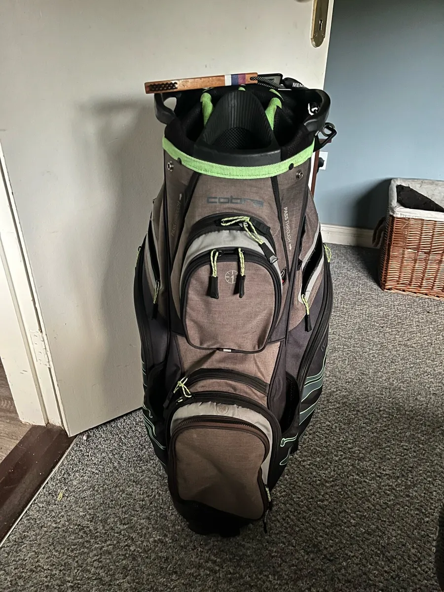 Cobra golf bag - Image 3