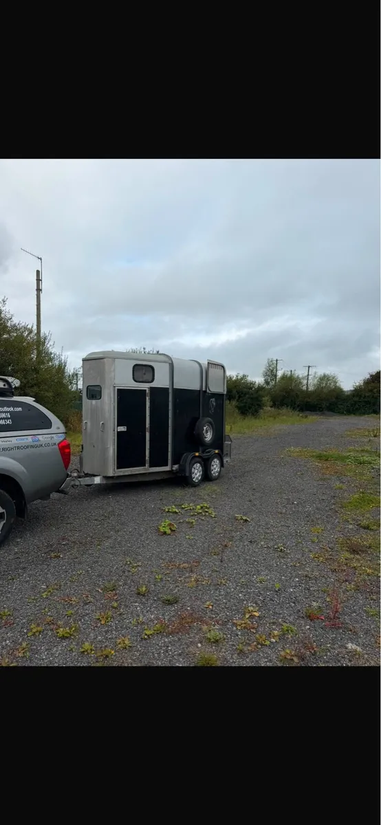 Ifor williams horse box - Image 1
