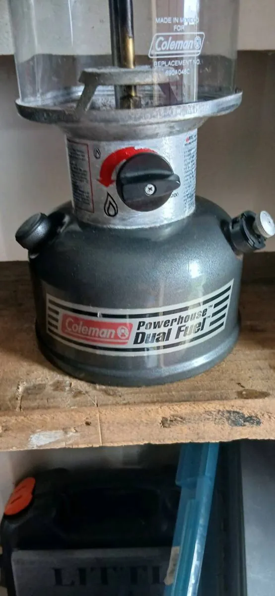Coleman powerhouse duel fuel lantern - Image 2