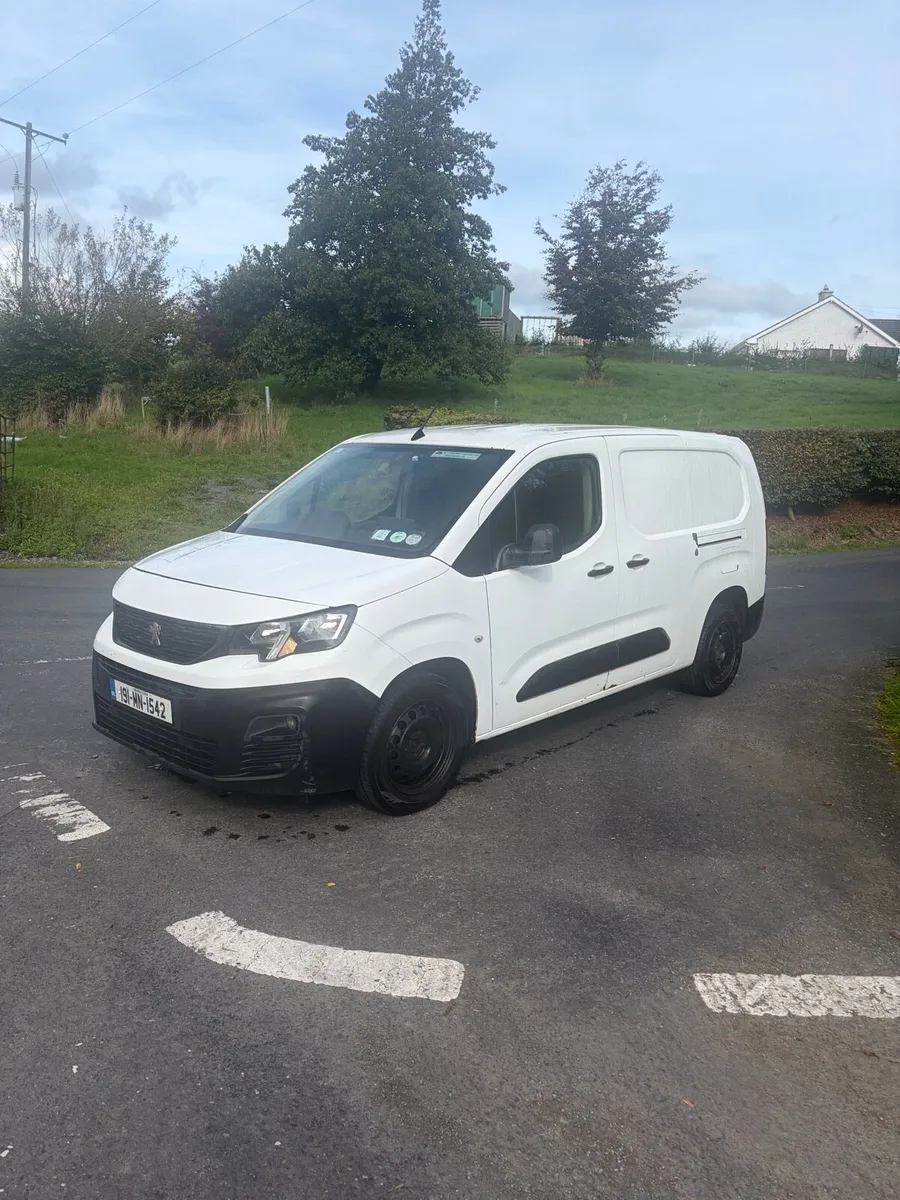 2019 Peugeot partner - Image 1