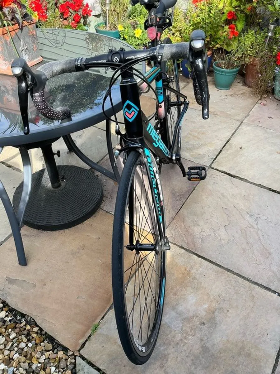 Racing Bike for sale ladies Megamo R10 Tiagra 46cm - Image 2
