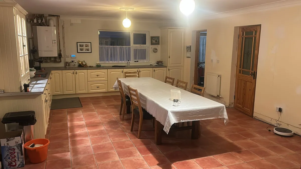 Kitchen - Image 3