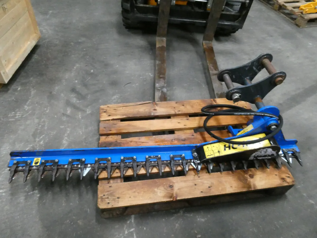 Slane trac HC180 - Image 1