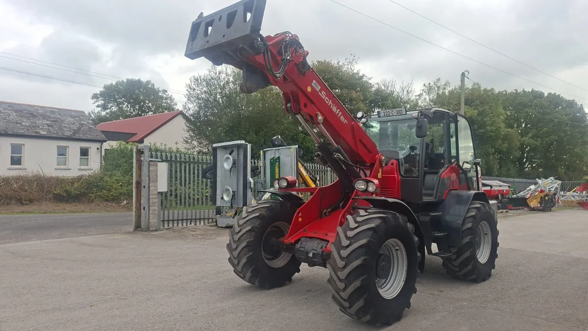 Schaffer 9640 T 2022 Loader - Image 4