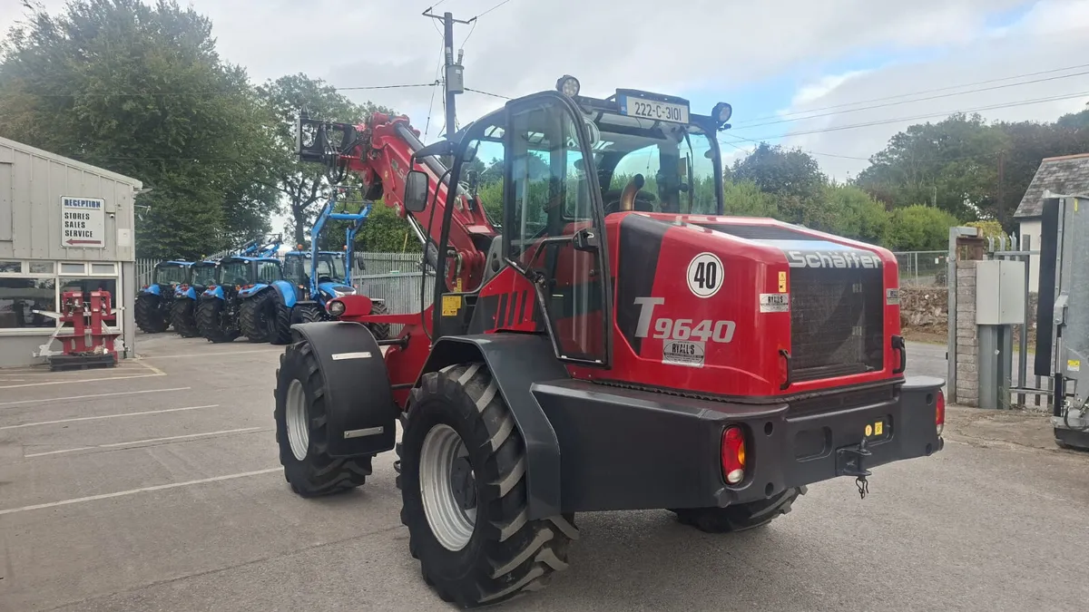 Schaffer 9640 T 2022 Loader - Image 3