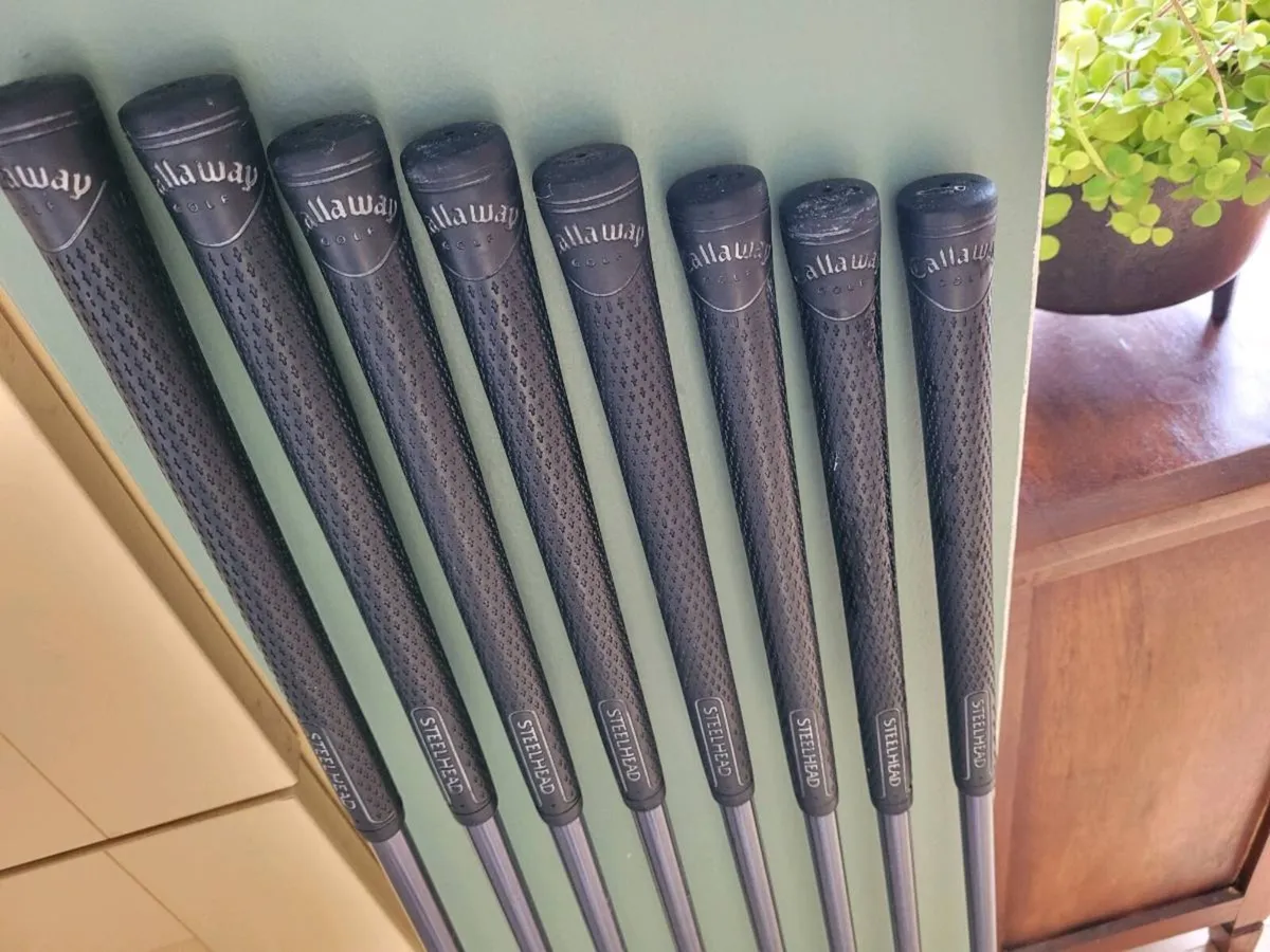 Golf irons - Image 2