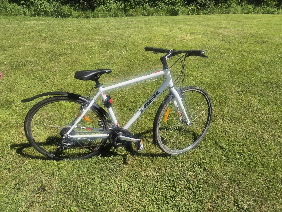 TREK adults bike - Image 1