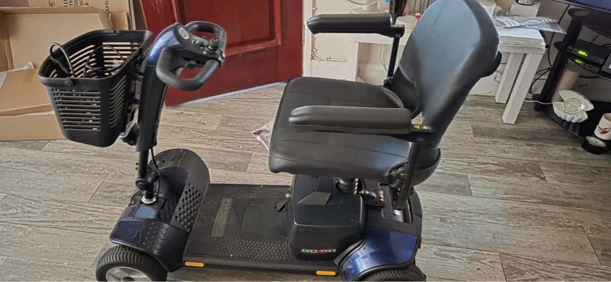 Mobility scooter - Image 1