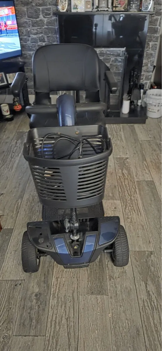 Mobility scooter - Image 2