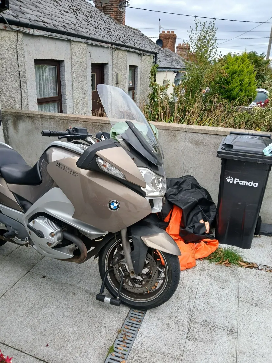 BMW 2007 - Image 2