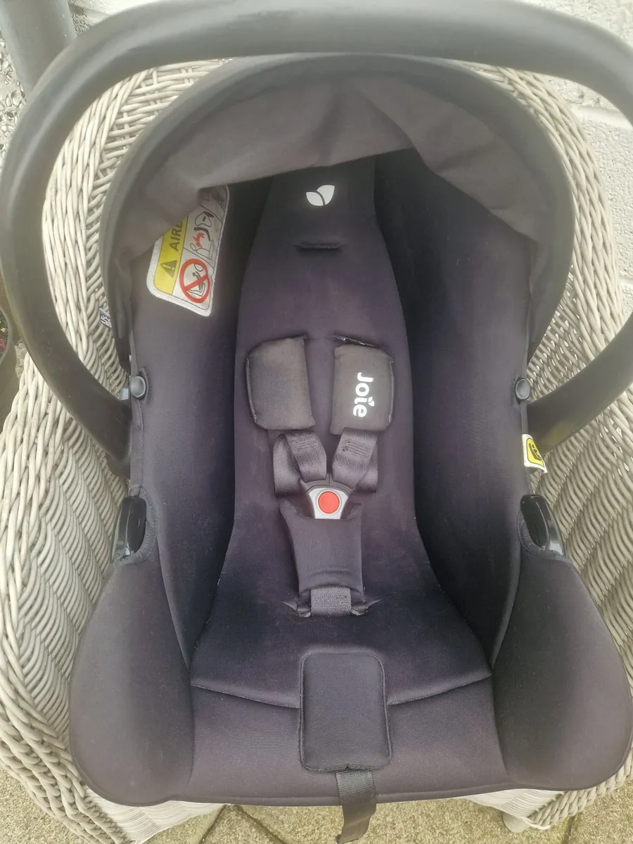Joie Versatrax Travel System - Image 2